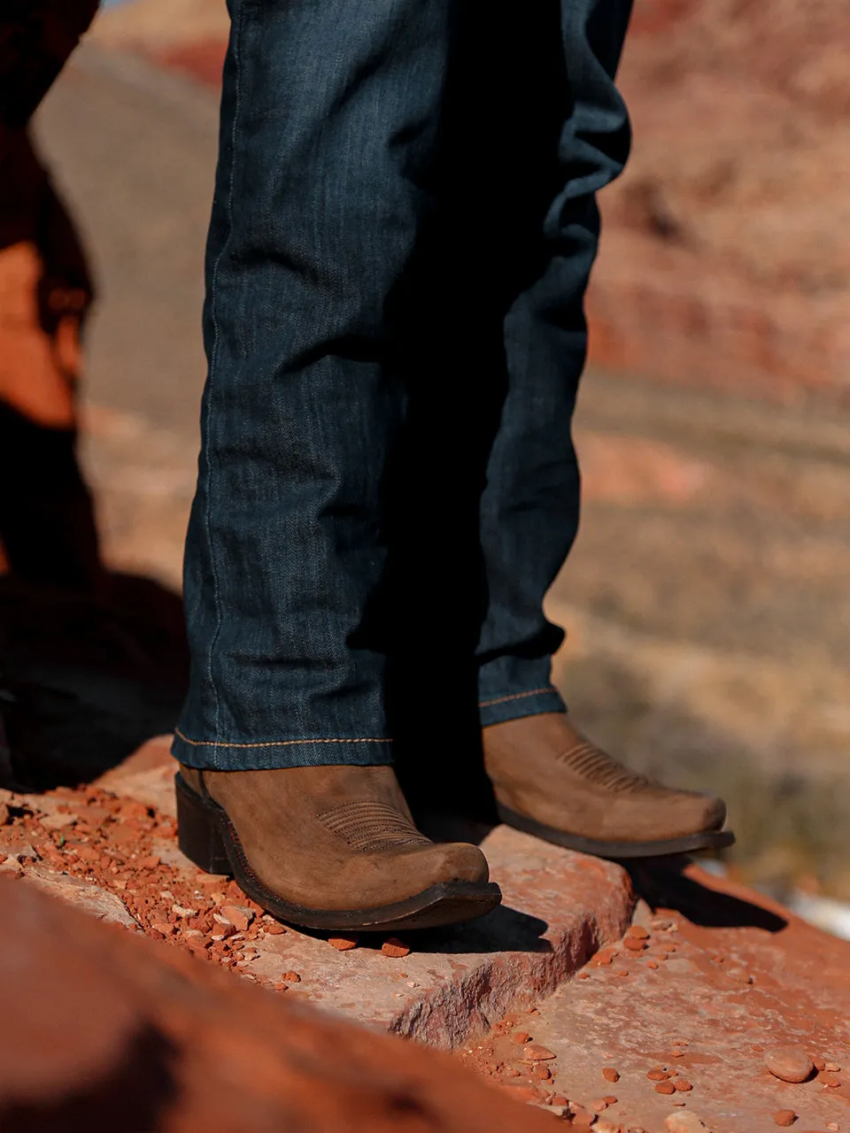 A3479 - MEN'S GOLDEN BROWN WOVEN DETAIL NARROW SQUARE TOE COWBOY BOOT