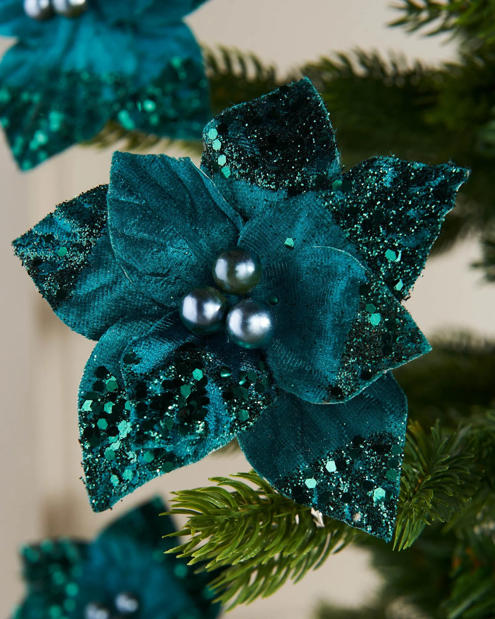 Artificial Emerald Poinsettia Flower with Clip, 3 Pack, 12 cm