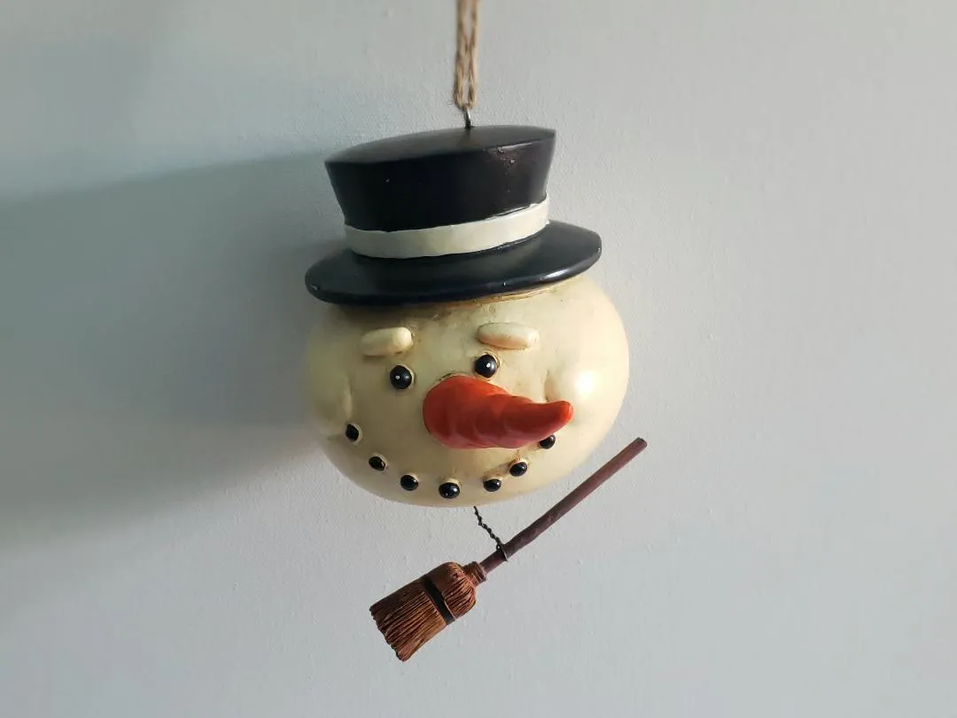 Big head snowman Christmas ornament