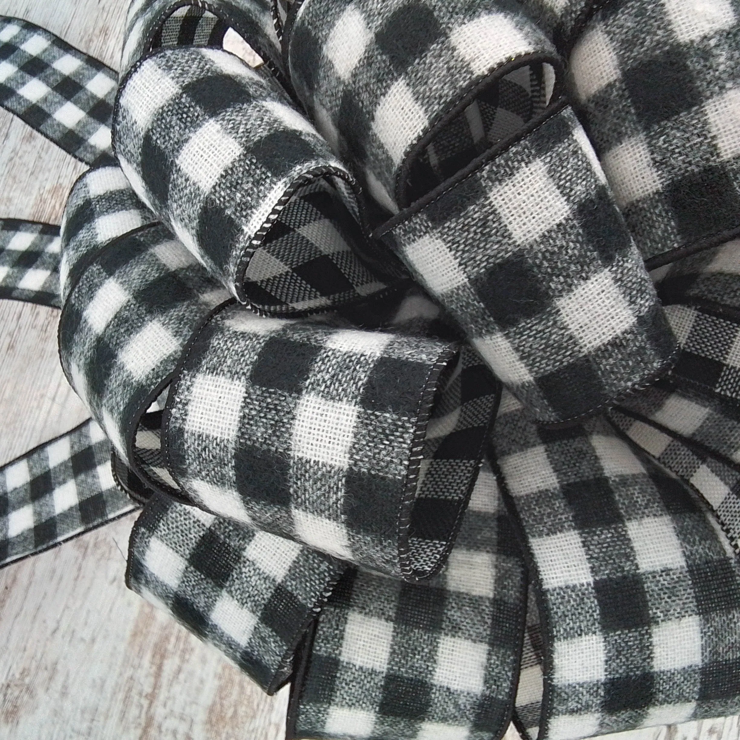 Buffalo Check Bow Christmas Tree Toppers | Black White Plaid with Tails