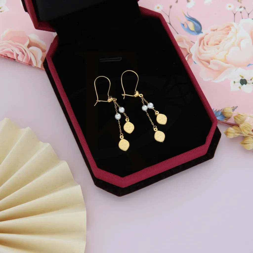 Gold Classy Flower in Oval Shaped Earring 21KT - FKJERN21KM8196