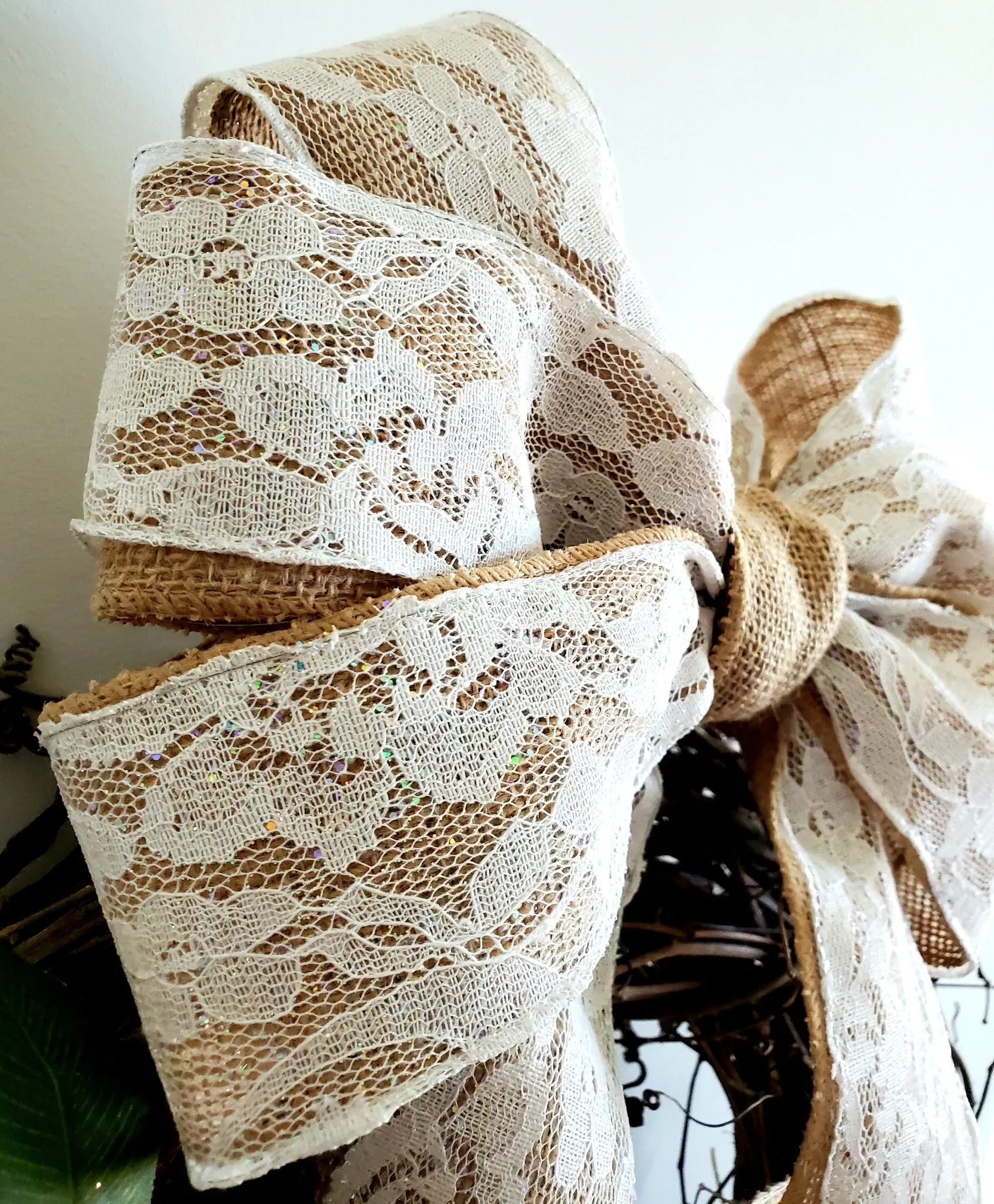 Hand-Made Bow Burlap Sparkly Lace - Perfect for Weddings, Parties, and Special Occasions