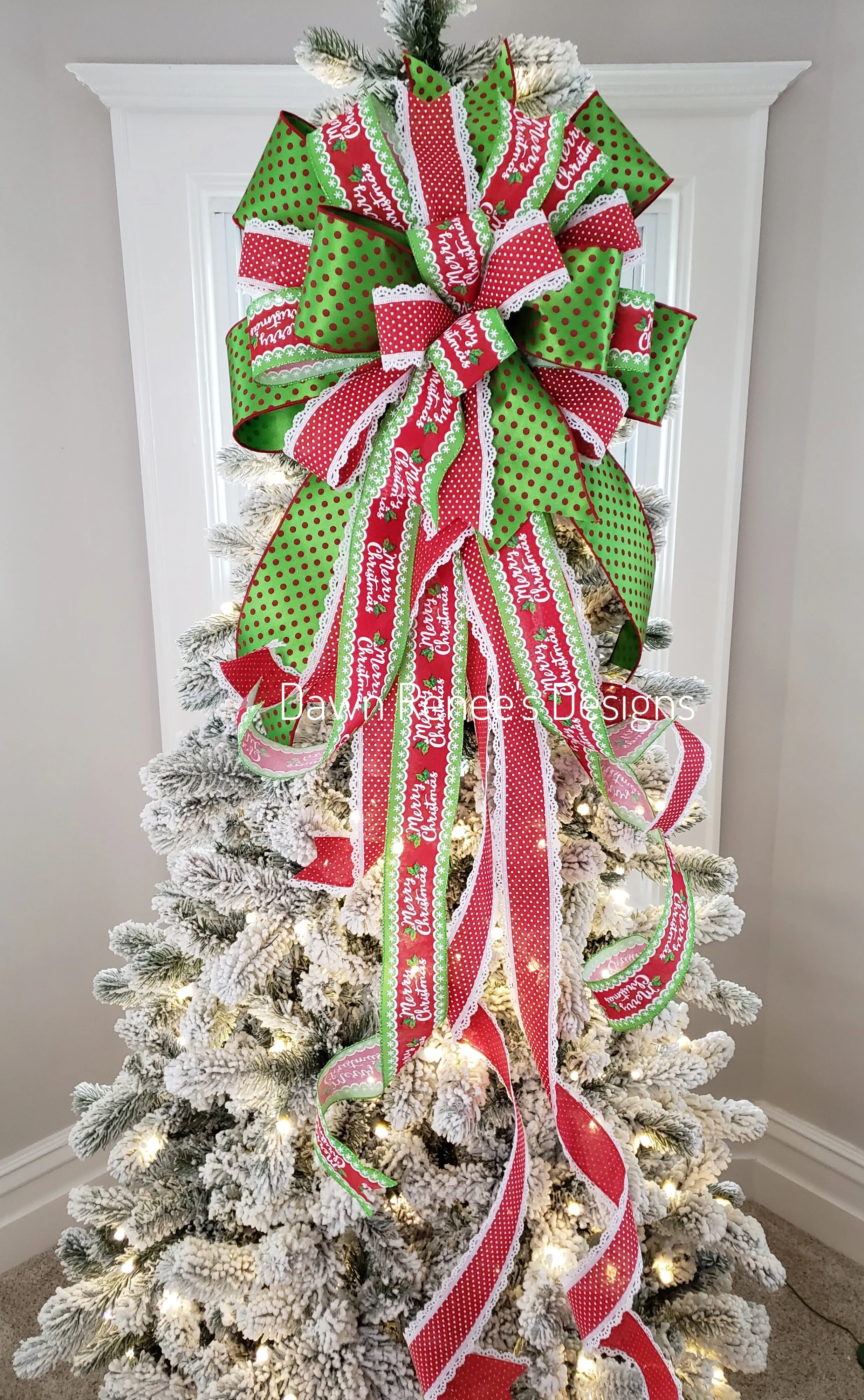 Polka Dot Christmas Tree Bow in Green Red White