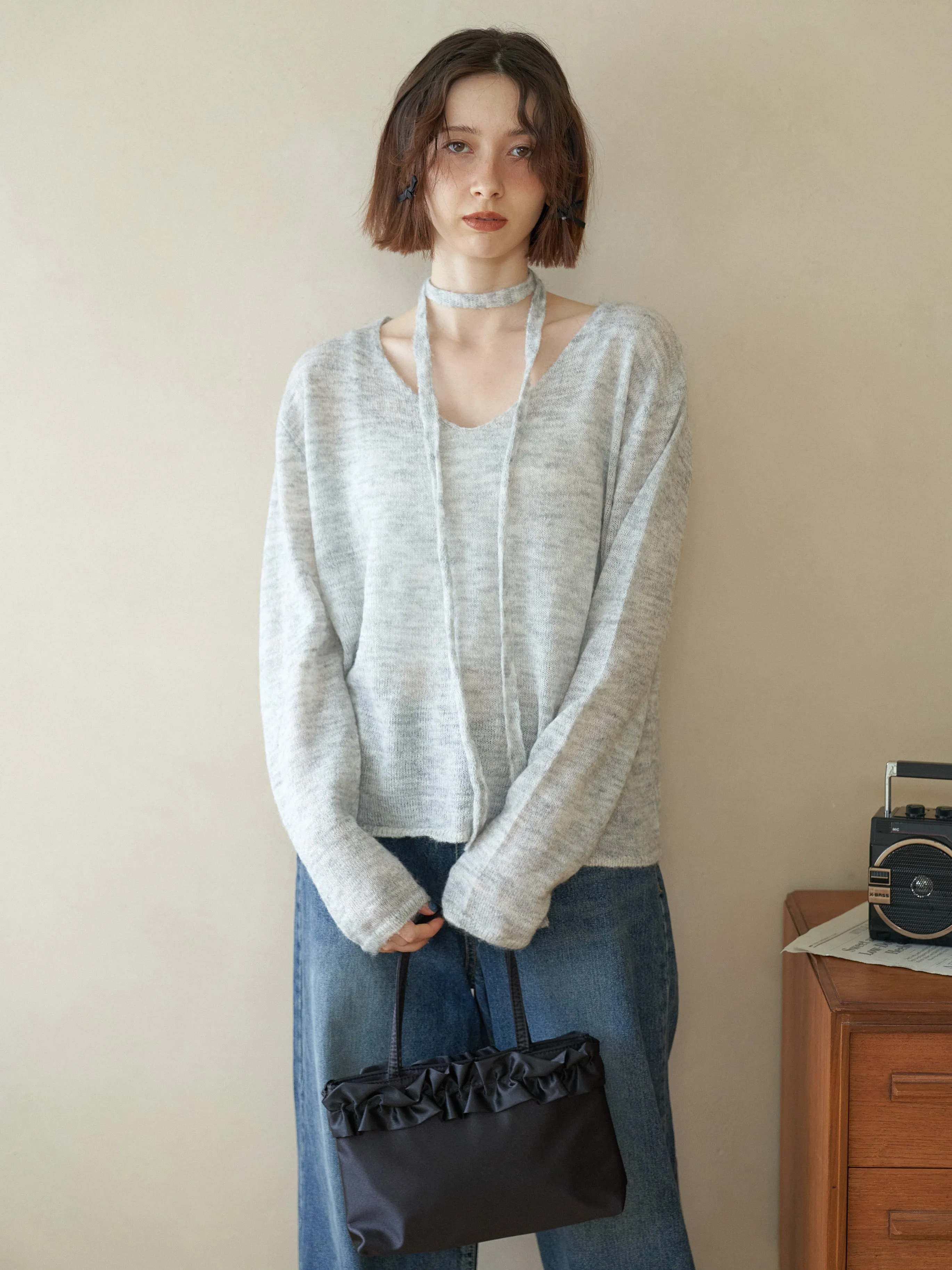 V-neck Ribbon Set Knit